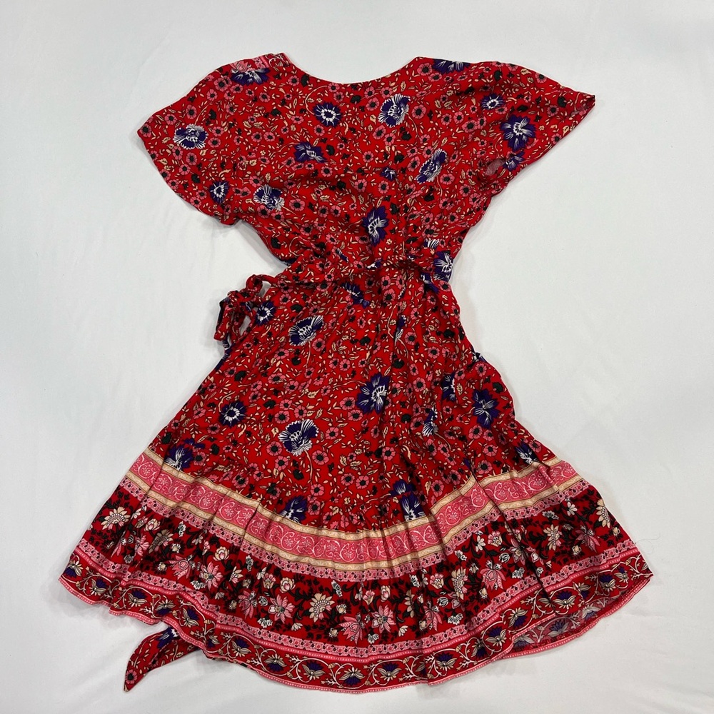 Zesica Red Floral Wrap Dress Size Small - Picture 5 of 7